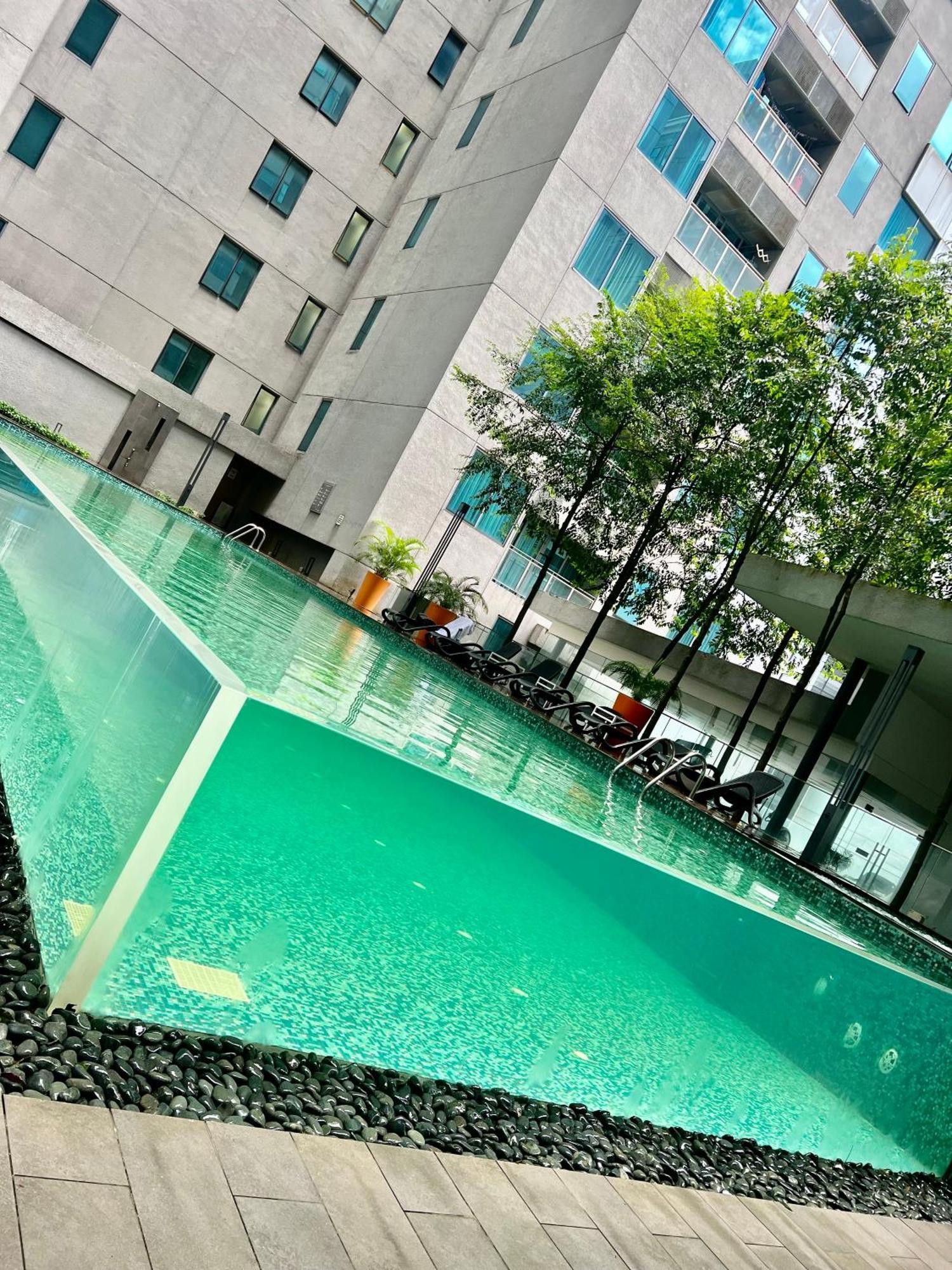 Summer Suites Klcc By Victorians Kuala Lumpur Exteriör bild